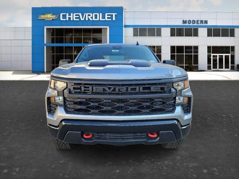 New 2026 Chevrolet Silverado 1500 Custom Trail Boss w/ LPO, Dark Essentials Package AWD/4WD image 8