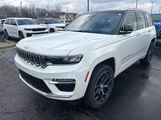 Used 2022 Jeep Grand Cherokee Summit video 1