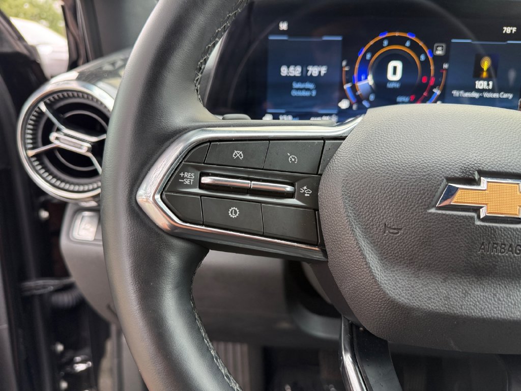 Used 2026 Chevrolet Equinox LT AWD/4WD image 24