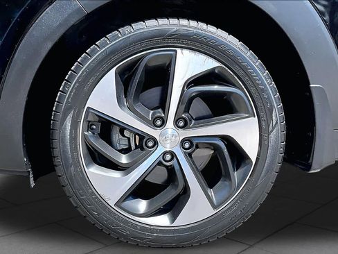 Used 2016 Hyundai Tucson Sport FWD image 11