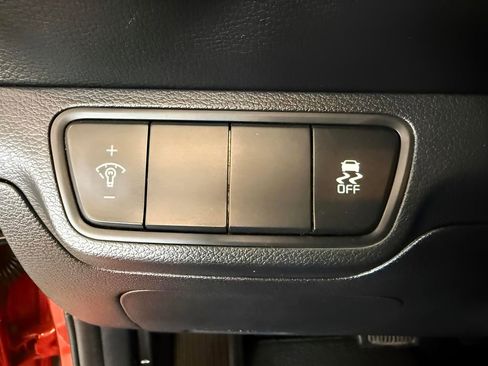 Used 2022 Kia Forte LXS image 18