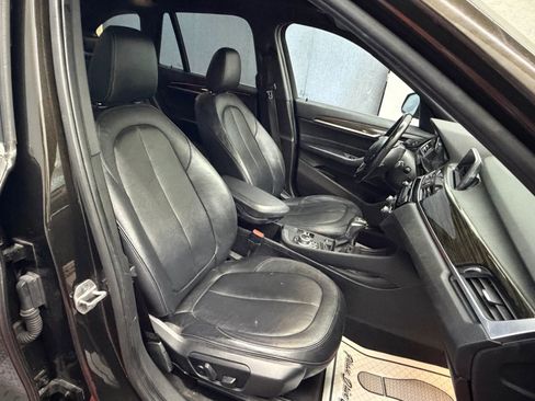 Used 2018 BMW X1 xDrive28i AWD/4WD image 10