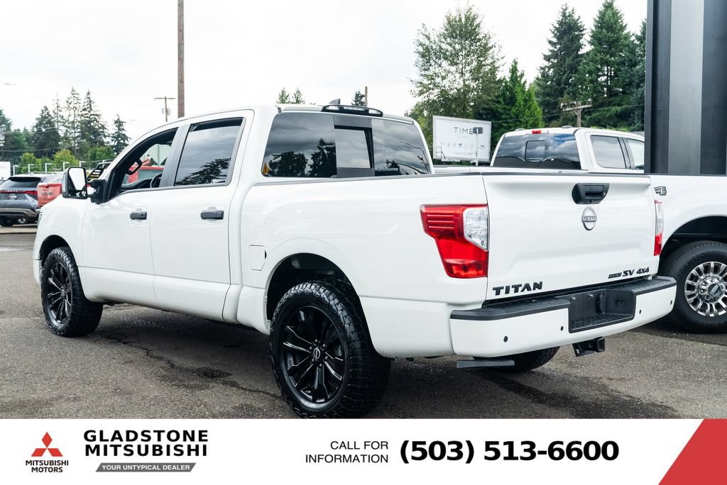 Used 2023 Nissan Titan SV w/ SV Convenience Package AWD/4WD image 5