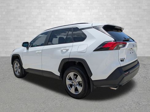Used 2025 Toyota RAV4 XLE w/ Convenience Package FWD image 4
