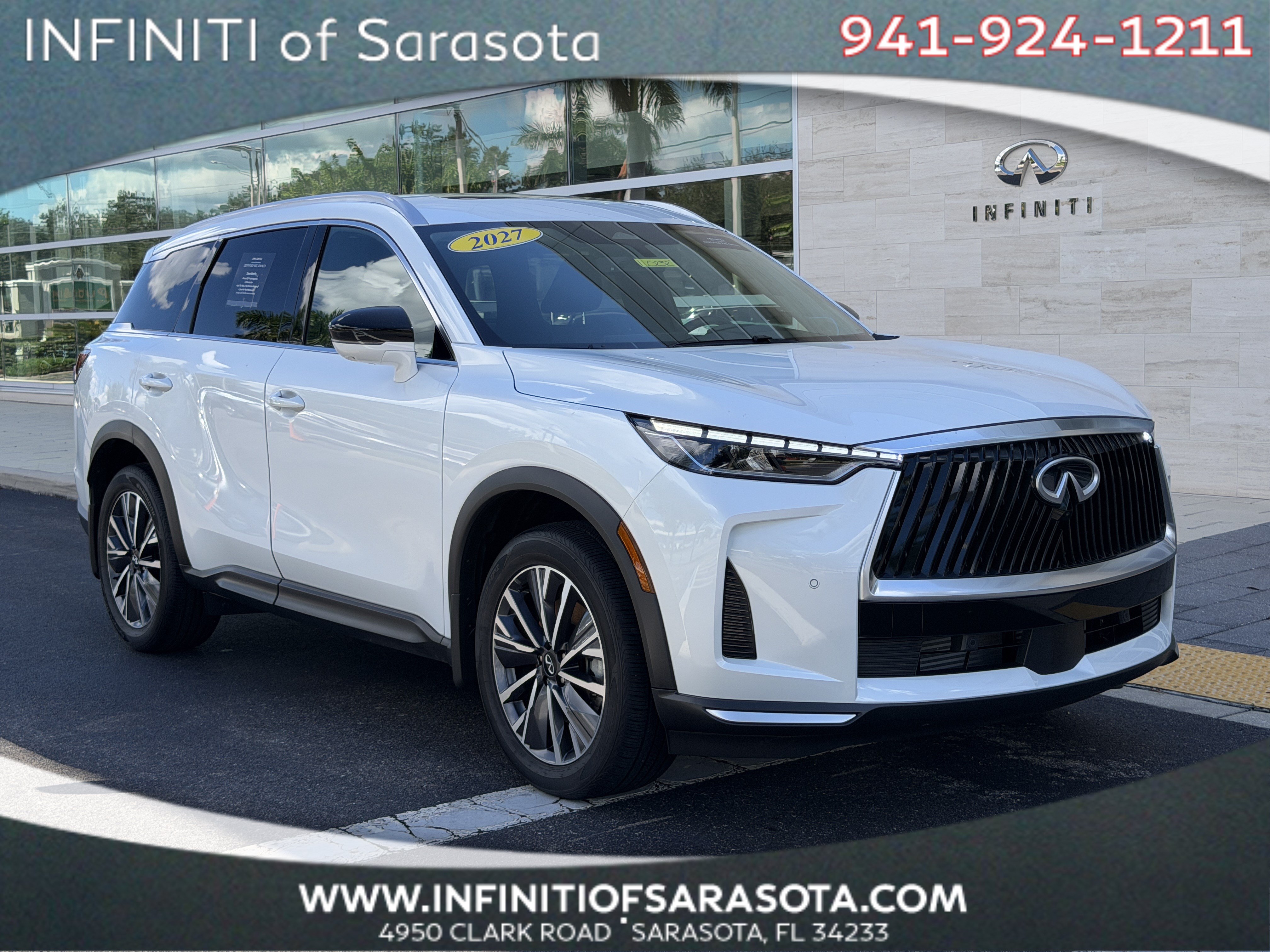 Certified 2027 INFINITI QX60 Luxe w/ Cargo Package FWD image 1