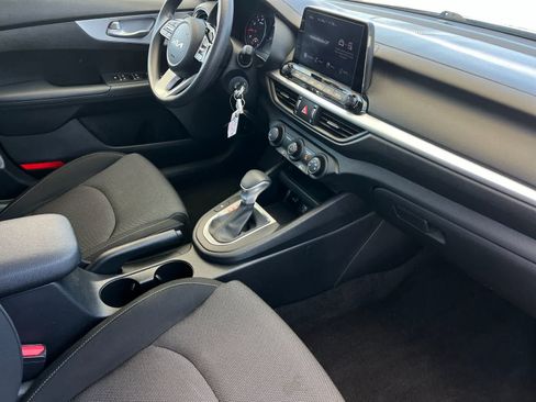 Used 2024 Kia Forte LXS FWD image 16