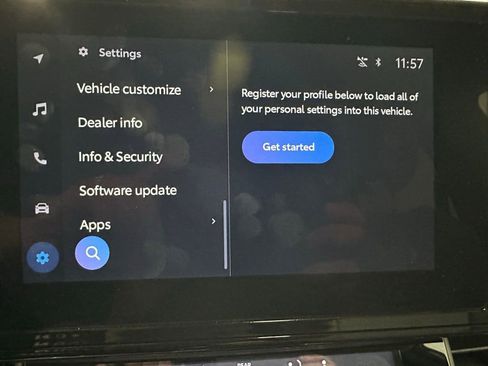 Used 2025 Toyota Sienna LE image 38