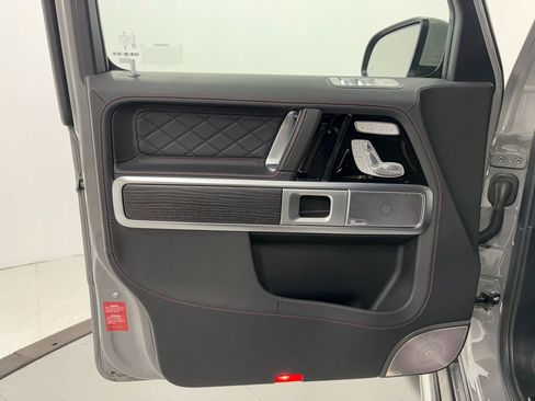 Certified 2025 Mercedes-Benz G 63 AMG 4MATIC image 6