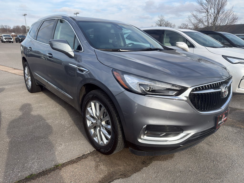 Used 2020 Buick Enclave Premium w/ Sun and Sites Package AWD/4WD image 2