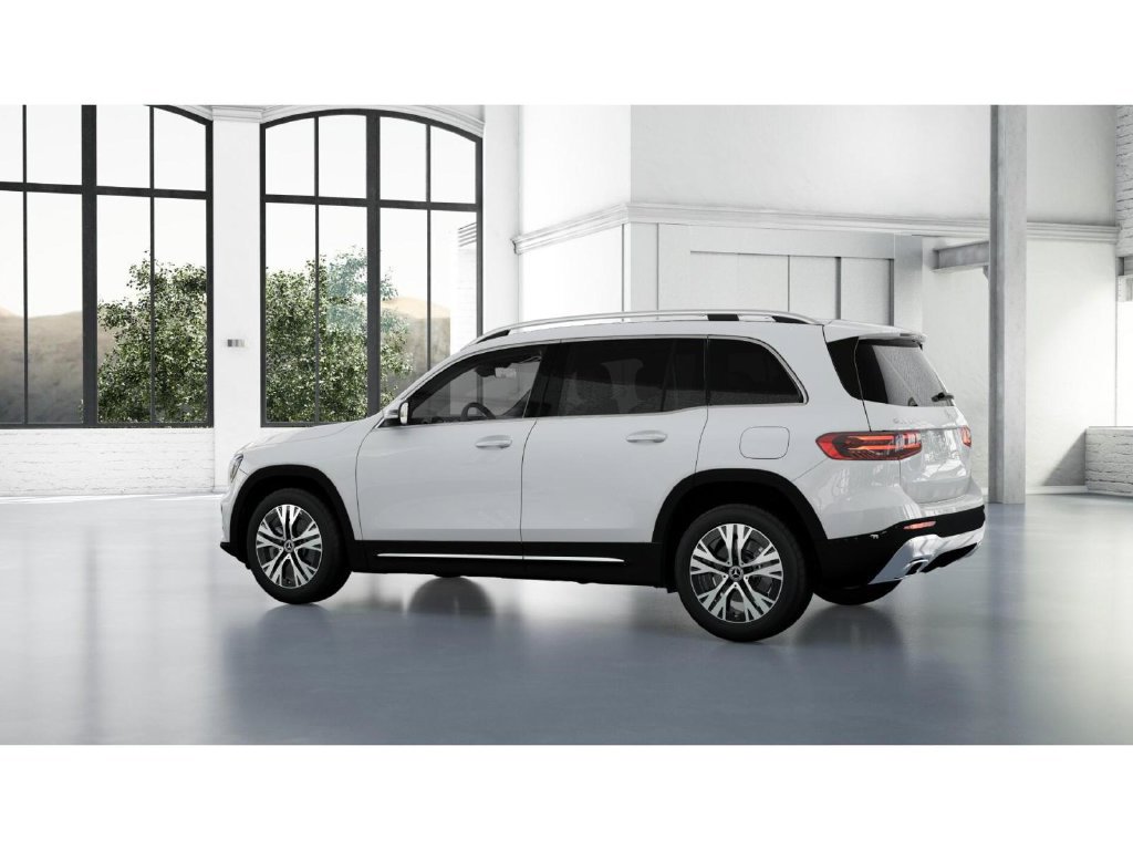Certified 2026 Mercedes-Benz GLB 250 4MATIC image 31