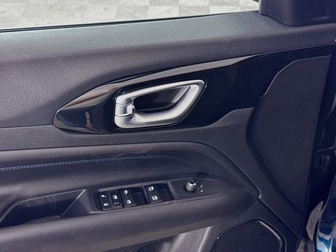 New 2026 Jeep Compass Latitude image 17