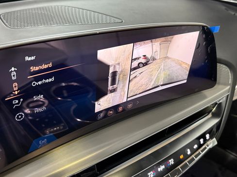 New 2026 Cadillac Lyriq Sport AWD/4WD image 30