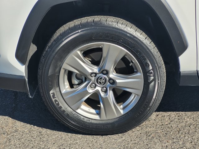 Certified 2025 Toyota RAV4 LE AWD/4WD image 11