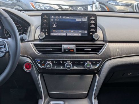 Used 2019 Honda Accord Touring image 21