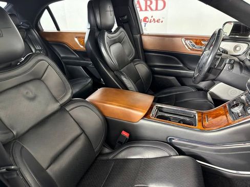 Used 2018 Lincoln Continental Black Label AWD/4WD image 16