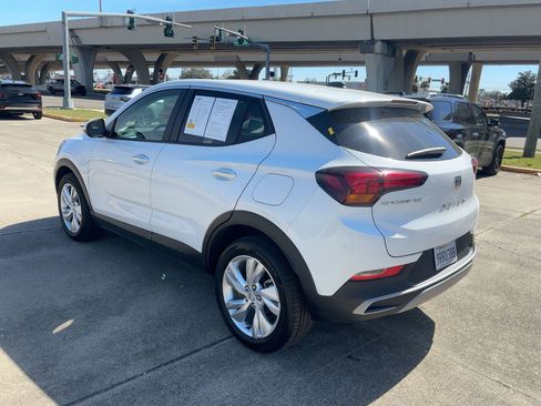 Used 2025 Buick Encore GX Preferred image 11