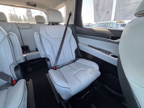 Used 2025 Hyundai Palisade SEL AWD/4WD image 40