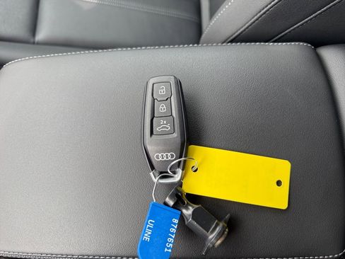 New 2025 Audi Q5 Premium image 34