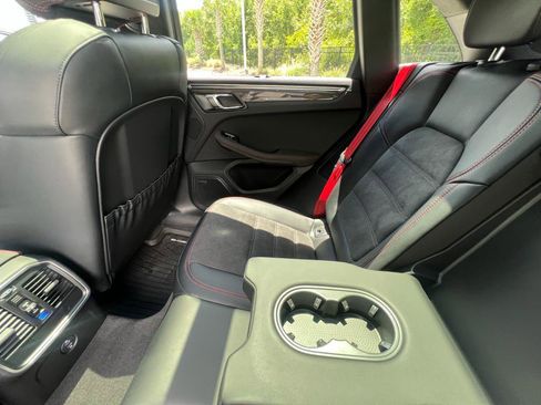 New 2025 Porsche Macan GTS image 30