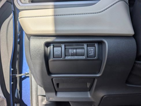 Used 2026 Subaru Forester Limited AWD/4WD image 26