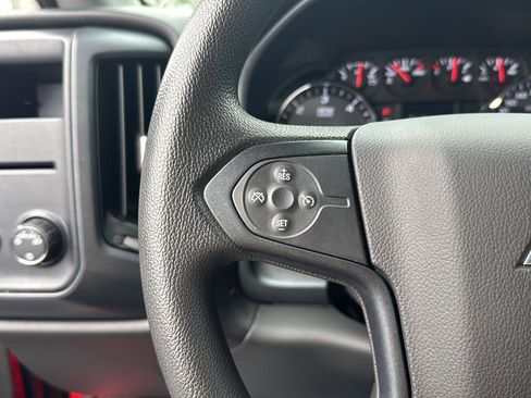 Used 2018 Chevrolet Silverado 1500 Custom w/ Custom Value Package image 17