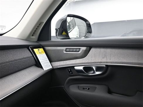 New 2026 Volvo XC90 B6 Ultra w/ Protection Package Premier image 36