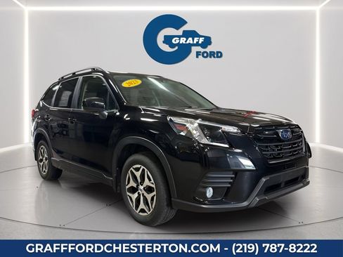 Used 2023 Subaru Forester Premium AWD/4WD image 4