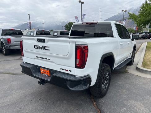Used 2024 GMC Sierra 1500 AT4X AWD/4WD image 9
