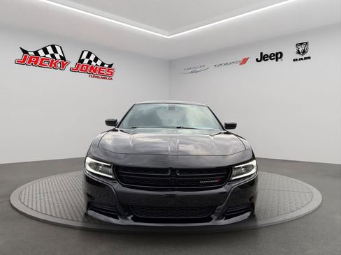 Used 2020 Dodge Charger SXT w/ Blacktop Package image 12