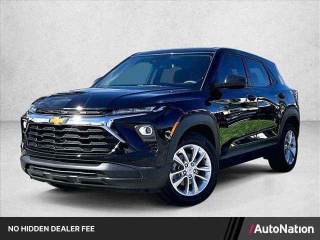 Used 2026 Chevrolet TrailBlazer LS FWD image 1