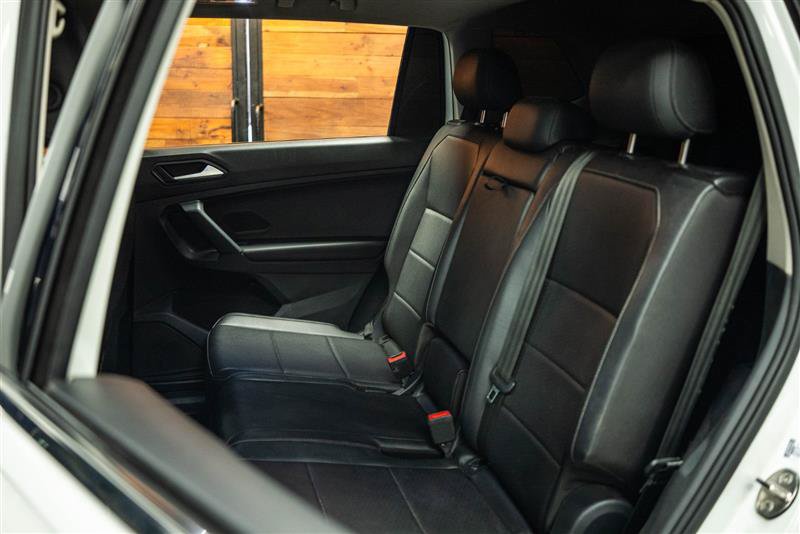 Used 2019 Volkswagen Tiguan SE FWD image 10