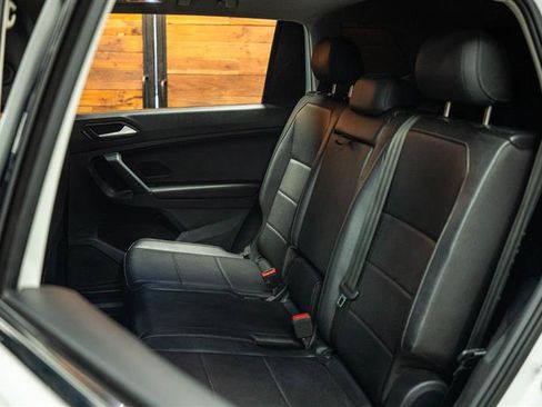 Used 2019 Volkswagen Tiguan SE FWD image 10