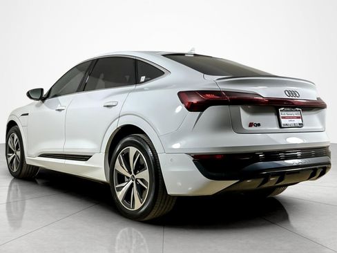 Used 2024 Audi Q8 e-tron Premium Plus w/ Premium Plus Package AWD/4WD image 3