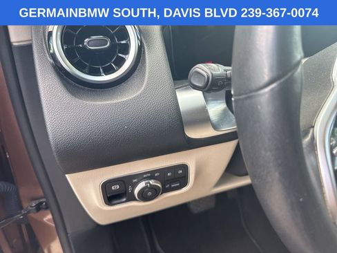 Used 2023 Mercedes-Benz GLB 250 image 11