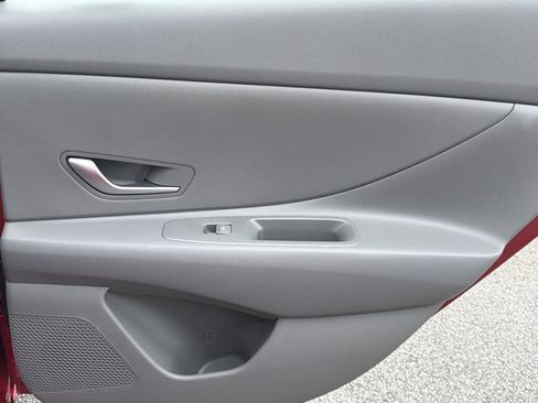 Certified 2023 Hyundai Elantra SEL FWD image 16
