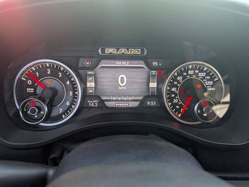 Used 2019 RAM 1500 Big Horn AWD/4WD image 15