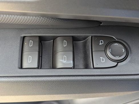 New 2026 Chevrolet Equinox EV LT w/ Comfort Package AWD/4WD image 13