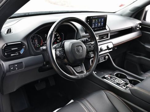Used 2024 Honda Pilot TrailSport image 20