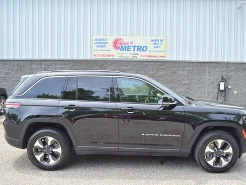 Used 2024 Jeep Grand Cherokee Limited 4xe AWD/4WD image 9
