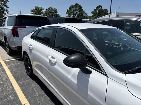 Used 2023 Kia K5 GT-Line w/ GT-Line Premium Package FWD image 9