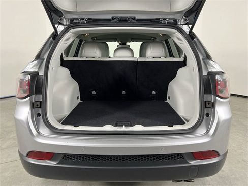 Used 2021 Jeep Compass Limited image 27