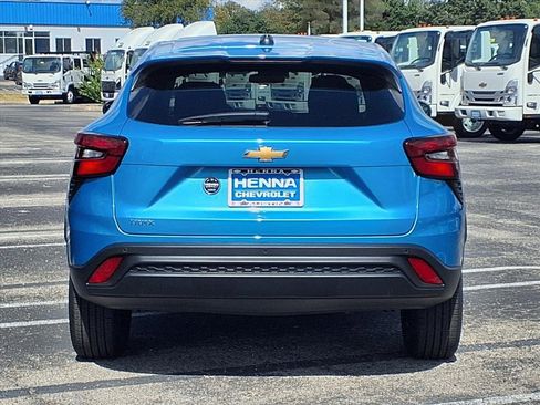 New 2026 Chevrolet Trax LS w/ Driver Confidence Package image 5