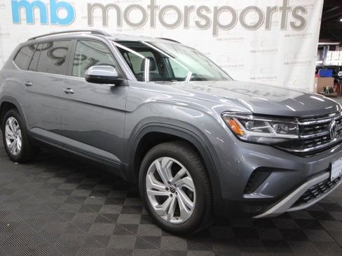 Used 2021 Volkswagen Atlas SE w/ Towing Package image 9