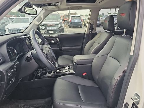 Used 2023 Toyota 4Runner TRD Off-Road Premium w/ Off Road Premium Plus Package AWD/4WD image 3