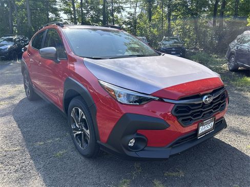 New 2025 Subaru Crosstrek 2.5i Premium image 2