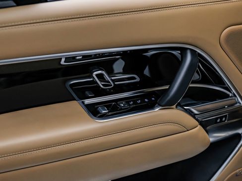 Used 2023 Land Rover Range Rover SE AWD/4WD image 87