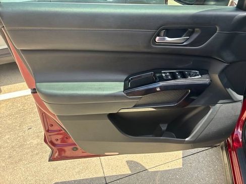 Used 2022 Nissan Pathfinder SV w/ Cargo Package FWD image 19