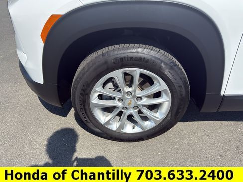 Used 2024 Chevrolet TrailBlazer LS w/ LS Convenience Package AWD/4WD image 28