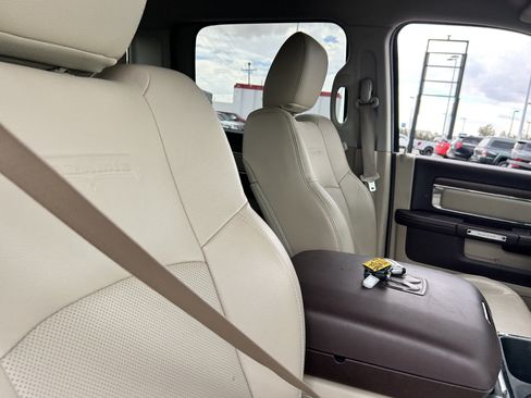 Used 2016 RAM 1500 Laramie w/ Convenience Group AWD/4WD image 13