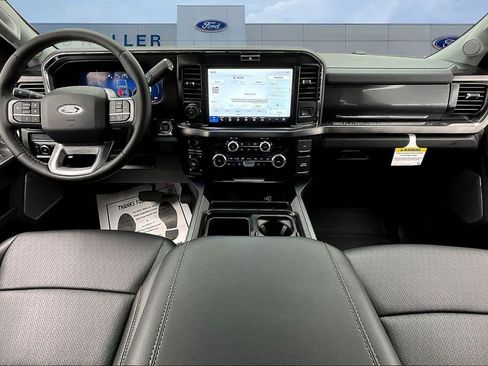 New 2026 Ford F250 Lariat w/ Black Appearance Package AWD/4WD image 5